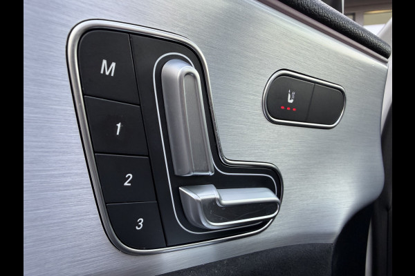 Mercedes-Benz A-Klasse 180 Business Solution AMG