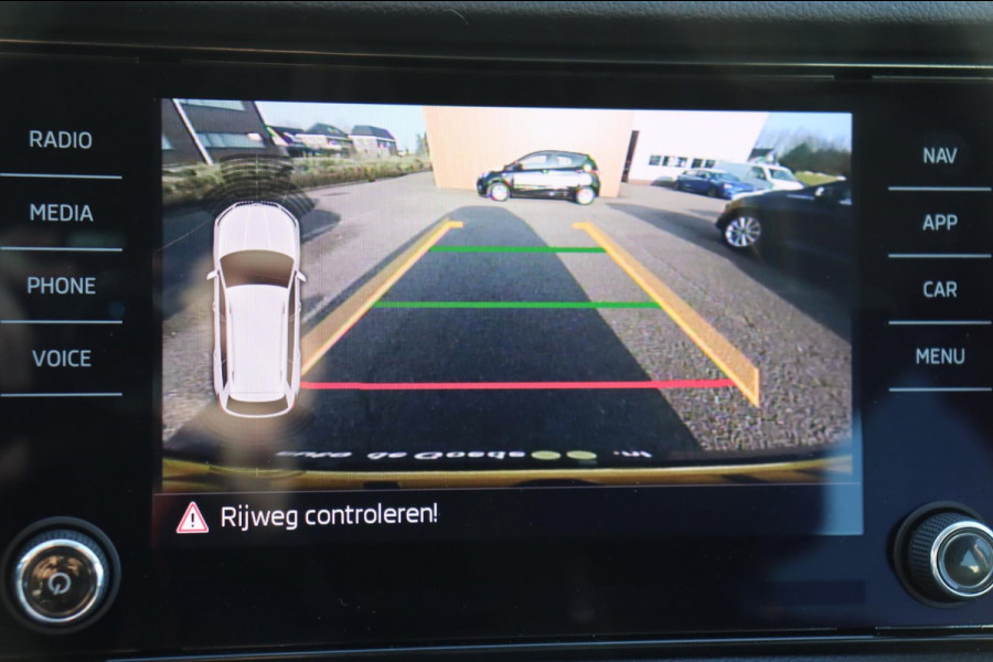 Škoda Kodiaq 1.5 TSI Business Edition org.NL camera