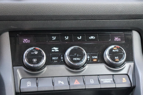 Škoda Kodiaq 1.5 TSI Business Edition org.NL camera