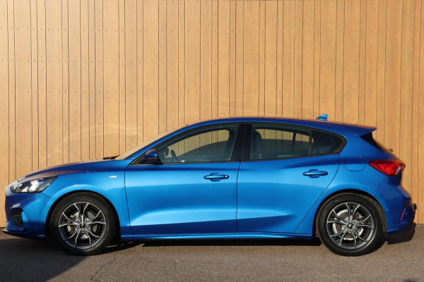 Ford Focus 1.0 EcoBoost Hybrid ST Line Business org.NL B&O afn.trekhaak camera stuur/stoel/raamverw.