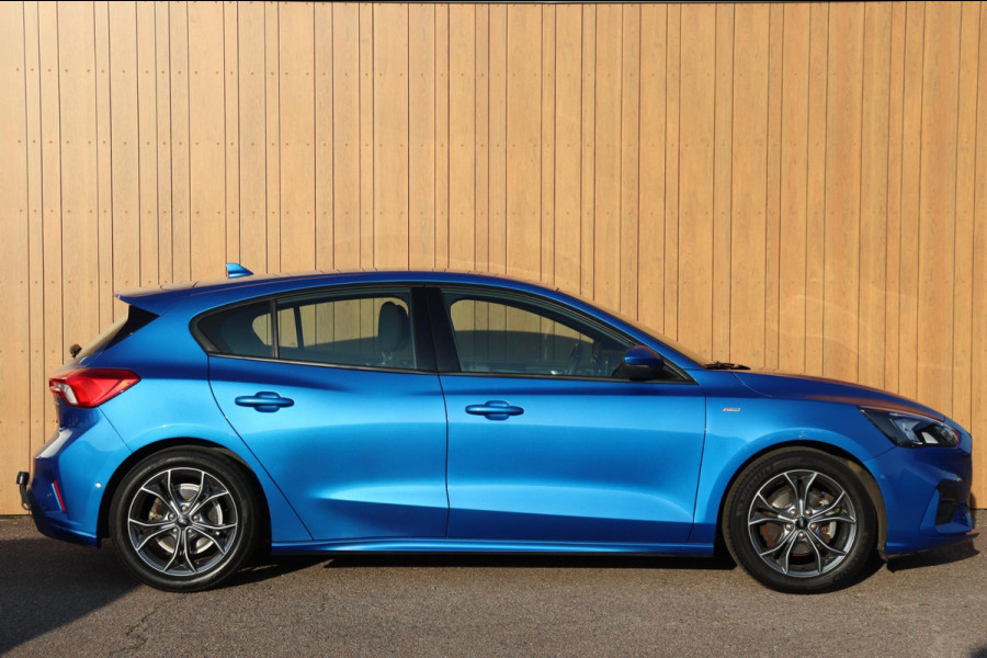 Ford Focus 1.0 EcoBoost Hybrid ST Line Business org.NL B&O afn.trekhaak camera stuur/stoel/raamverw.