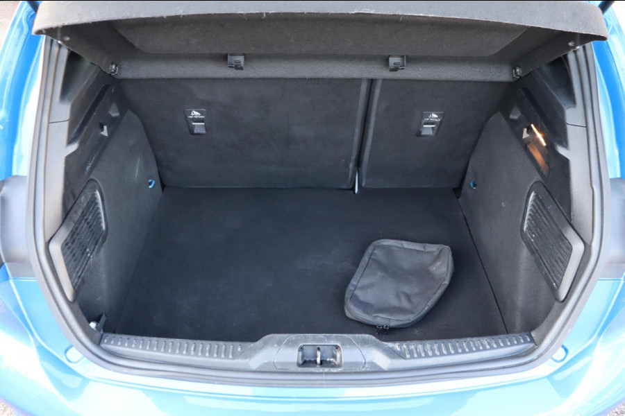 Ford Focus 1.0 EcoBoost Hybrid ST Line Business org.NL B&O afn.trekhaak camera stuur/stoel/raamverw.