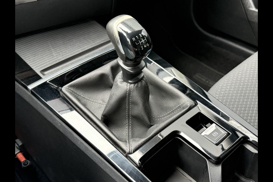 Opel Astra BWJ 12-2022 | 1.2 131PK! Bus. Edition | CAMREA | NAVI | CLIMA | CARPLAY | AD CRUISE | PDC 2X | STOELVERW | STUURWIELVERW |