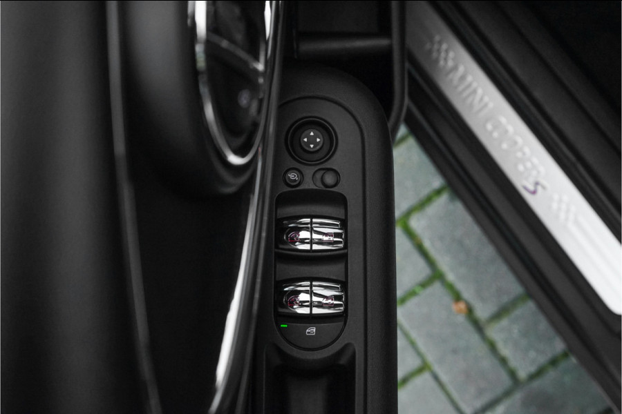 MINI Clubman 2.0 Cooper S Knightsbridge Pano H/K Yours Leder CarPlay 18"