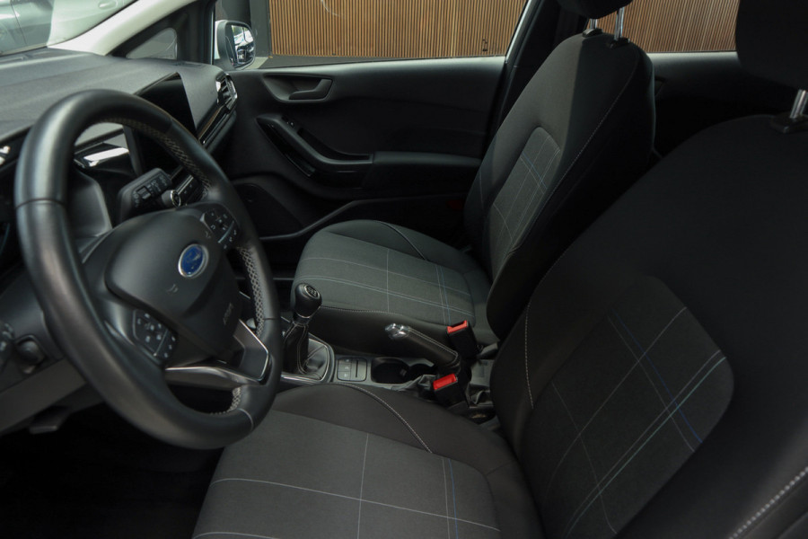 Ford Fiesta 1.1 Ti-VCT Navi Climate Stuurverwarming Stoelverwarming PDC LM velgen BTW auto