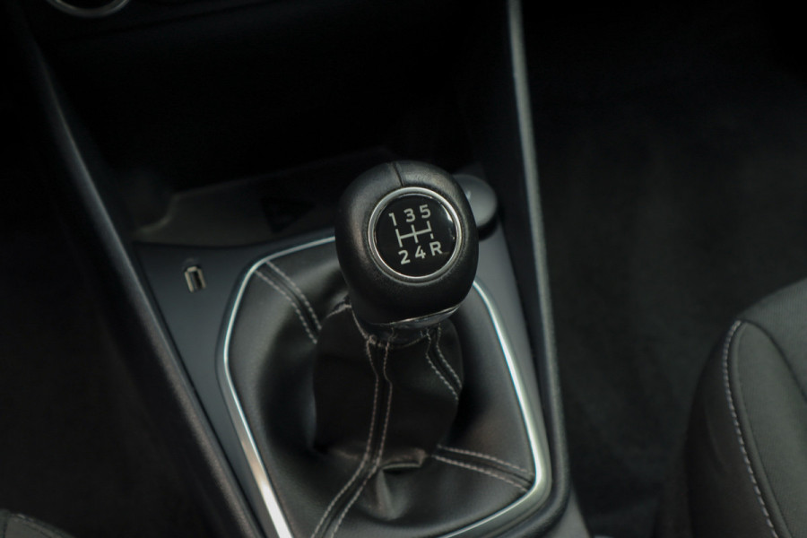 Ford Fiesta 1.1 Ti-VCT Navi Climate Stuurverwarming Stoelverwarming PDC LM velgen BTW auto