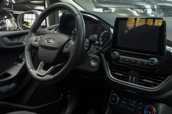 Ford Fiesta 1.1 Ti-VCT Navi Climate Stuurverwarming Stoelverwarming PDC LM velgen BTW auto