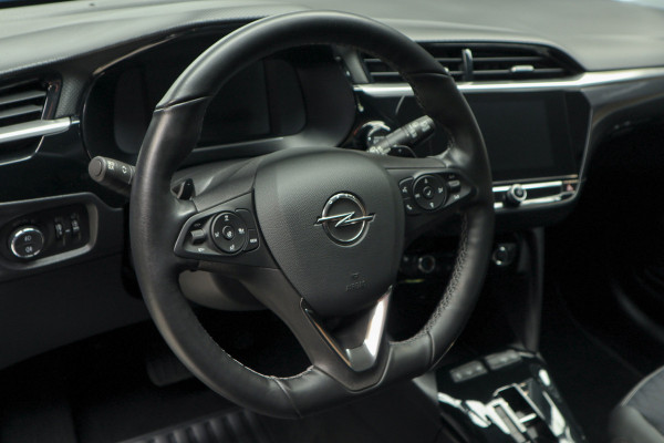 Opel Corsa 1.2 Aut. Leer Navi 7 inch PDC Camera ACC Stuurverwarming LM velgen Climate  Carplay Stoelverwarming BTW auto