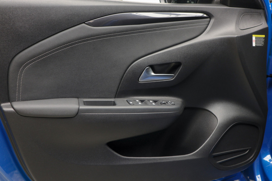 Opel Corsa 1.2 Aut. Leer Navi 7 inch PDC Camera ACC Stuurverwarming LM velgen Climate  Carplay Stoelverwarming BTW auto