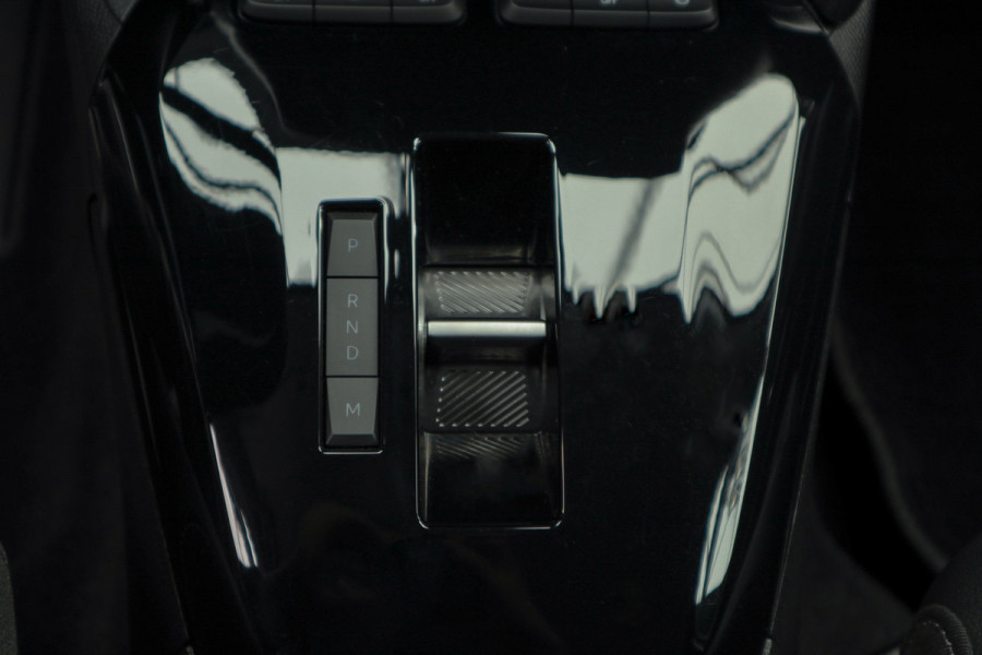 Opel Corsa 1.2 Aut. Leer Navi 7 inch PDC Camera ACC Stuurverwarming LM velgen Climate  Carplay Stoelverwarming BTW auto