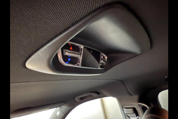 Mercedes-Benz Eqv 300 L2 - 8-pers AMG Facelift - Inter. & Exterieur pakket - 360 - Elec. deuren - Vol Opties - Incl. Garantie