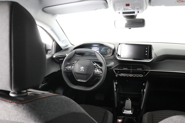 Peugeot e-208 EV ALLURE PACK 50 KWh ACCU= 93% +SNELLADEN GARANTIE TOT 2031** 3 FASE LADEN . Als nieuw!