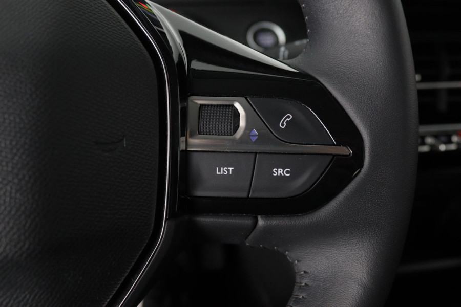 Peugeot e-208 EV ALLURE PACK 50 KWh ACCU= 93% +SNELLADEN GARANTIE TOT 2031** 3 FASE LADEN . Als nieuw!