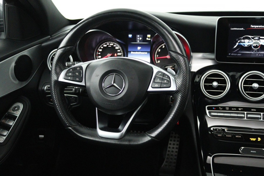 Mercedes-Benz C-Klasse 180 Business Solution (PANORAMADAK, TREKHAAK, CAMERA, ELEKTR STOELEN, LEER, NAVIGATIE, SENSOREN)