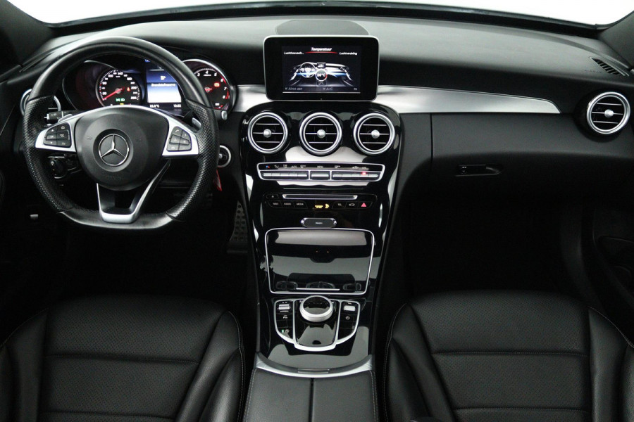 Mercedes-Benz C-Klasse 180 Business Solution (PANORAMADAK, TREKHAAK, CAMERA, ELEKTR STOELEN, LEER, NAVIGATIE, SENSOREN)