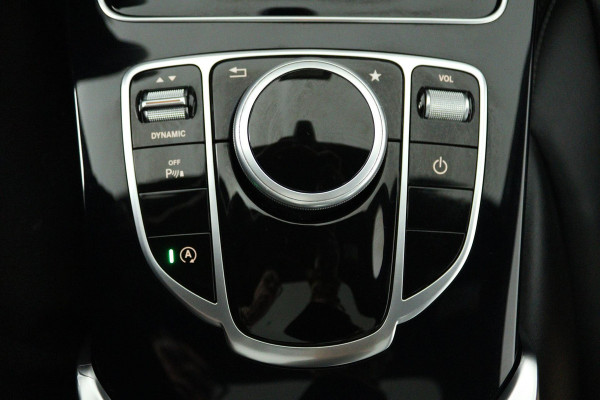 Mercedes-Benz C-Klasse 180 Business Solution (PANORAMADAK, TREKHAAK, CAMERA, ELEKTR STOELEN, LEER, NAVIGATIE, SENSOREN)