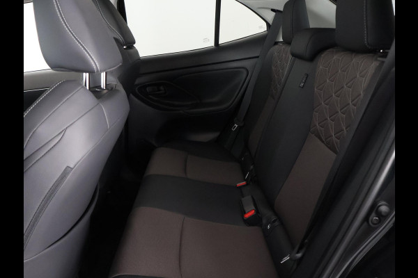 Toyota Yaris Cross 1.5 HYBRID 130 EXECUTIVE FULL OPT GARANTIE 6-2035 STUUR/STOEL VERWARMING.BSM.PDC V+A.NAVIGATIE