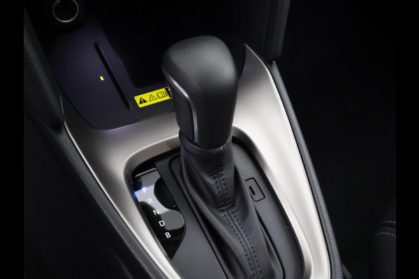 Toyota Yaris Cross 1.5 HYBRID 130 EXECUTIVE FULL OPT GARANTIE 6-2035 STUUR/STOEL VERWARMING.BSM.PDC V+A.NAVIGATIE