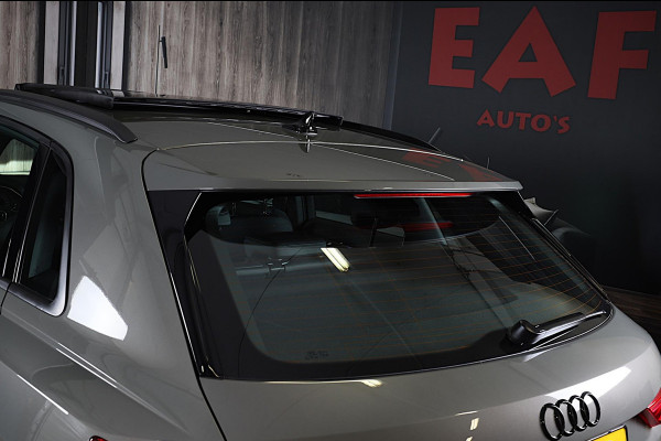 Audi Q3 45 TFSI e S Line Edition Competition / AUT / Acc / Lane Assist / Dode Hoek / Elek Stoel / Pano / Sfeer / Matrix / 21 Inch