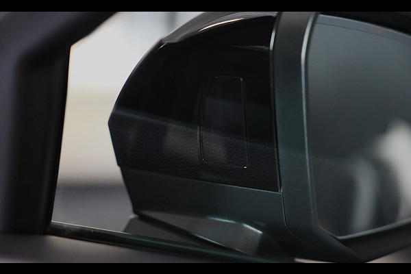 Audi Q3 45 TFSI e S Line Edition Competition / AUT / Acc / Lane Assist / Dode Hoek / Elek Stoel / Pano / Sfeer / Matrix / 21 Inch