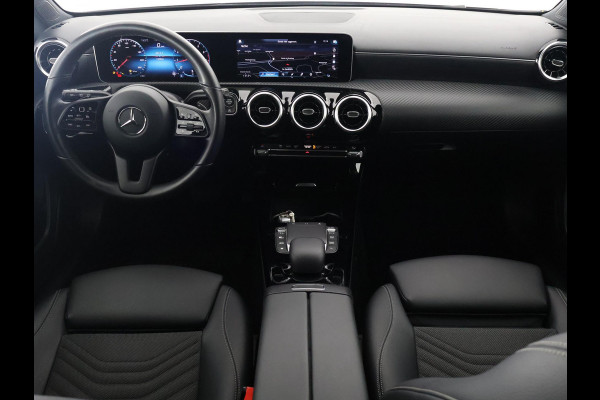 Mercedes-Benz A-Klasse 180 BUSINESS SOLUTION 1e EIG. GARANTIE TOT 2030* NL AUTO! NAVI.PDC V+A.  STOELVERWARMING .