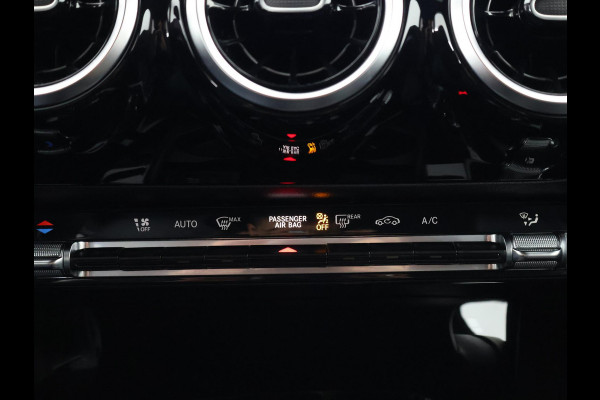 Mercedes-Benz A-Klasse 180 BUSINESS SOLUTION 1e EIG. GARANTIE TOT 2030* NL AUTO! NAVI.PDC V+A.  STOELVERWARMING .