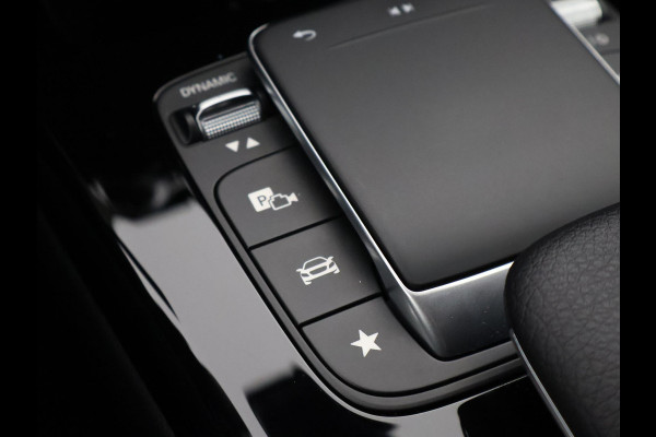 Mercedes-Benz A-Klasse 180 BUSINESS SOLUTION 1e EIG. GARANTIE TOT 2030* NL AUTO! NAVI.PDC V+A.  STOELVERWARMING .