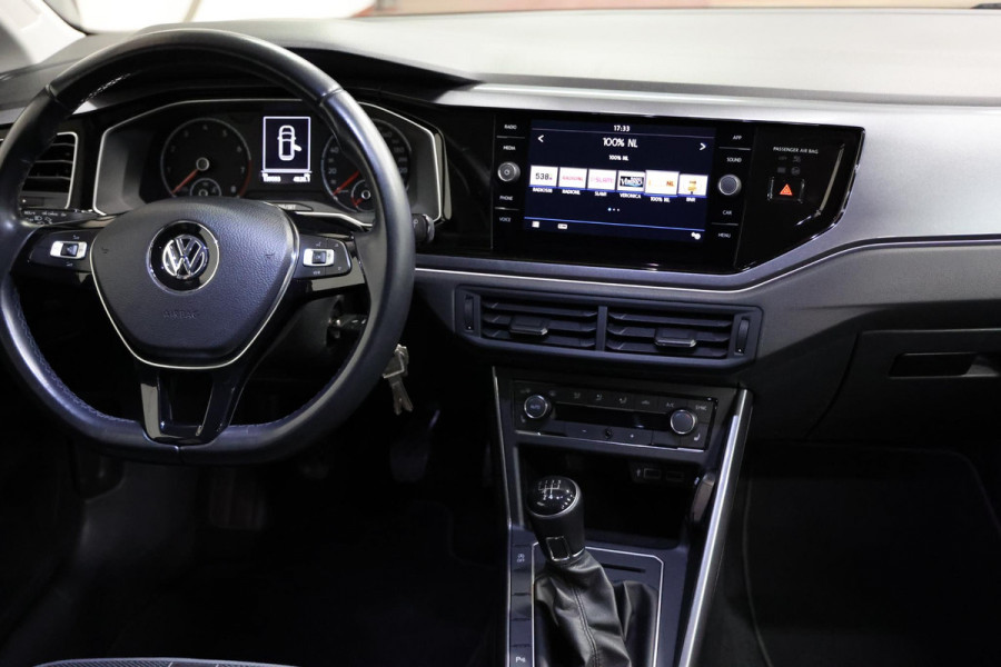 Volkswagen Polo 1.0 TSI PDC APPLE CARPLAY CLIMATE CONTROL