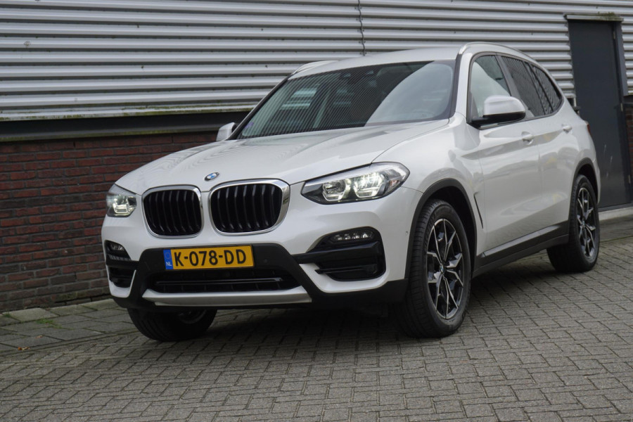 BMW X3 xDrive20i Executive Edition/Leer/Trekhaak/19Inch. /Dealeronderhouden.