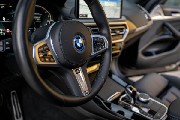 BMW X3 xDrive30e M-Sport ACC M-Stoelen Trekhaak Panorama