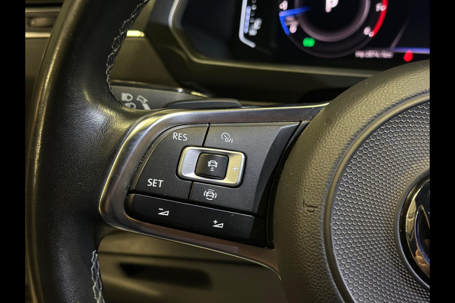 Volkswagen Tiguan Allspace 1.5 TSI|3X R-Line|PANO|FULL OPTIONS|7 pers.