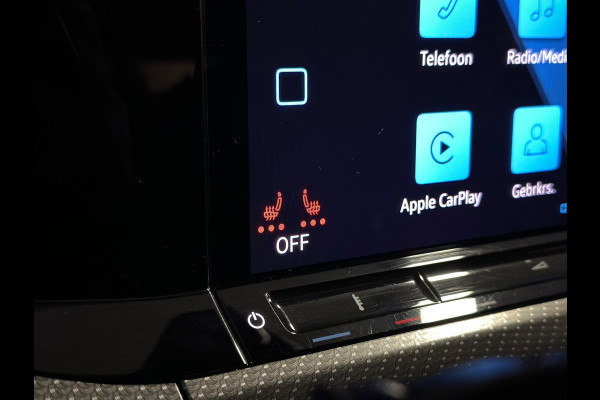 Volkswagen Golf 2.0 TSI 4Motion R|PANO|AKRA|BOMVOL!