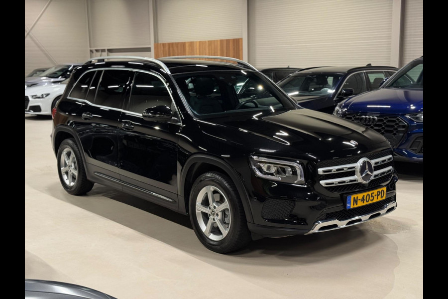 Mercedes-Benz Glb 200 Premium Plus, Pano, Widescreen, Ambiënte Light, 360 Cam, Voll Led, Cruise, Multistuur, Voll Onderhoud