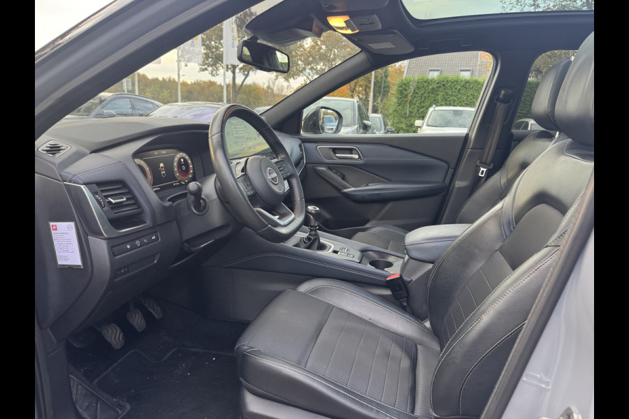 Nissan QASHQAI 1.3 MHEV Tekna / Panoramadak / 360Camera / Head-up / Half leder / Matrix LED / 19'' / Stoelverwarming / DAB / ACC