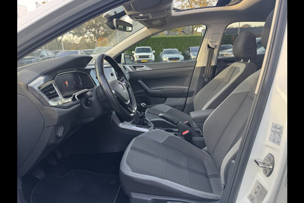 Volkswagen Polo 1.0 TSI Highline / Panoramadak / Virtual Cockpit / CarPlay / 17'' / LED Koplampen / Climate Control / ACC