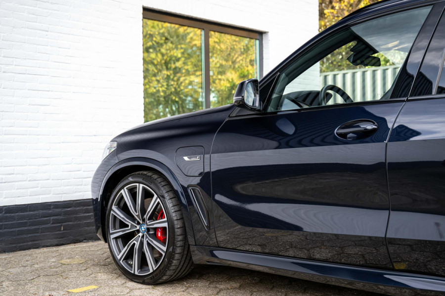 BMW X5 xDrive45e M-Sport 4-Wielsturing B&W CoPilot Sky