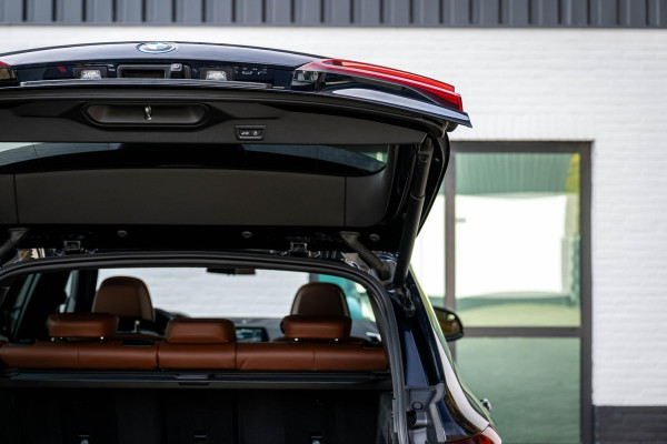 BMW X5 xDrive45e M-Sport 4-Wielsturing B&W CoPilot Sky