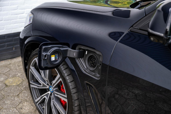 BMW X5 xDrive45e M-Sport 4-Wielsturing B&W CoPilot Sky