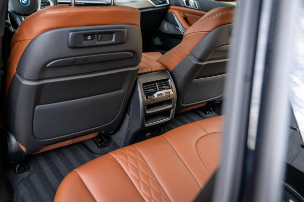 BMW X5 xDrive45e M-Sport 4-Wielsturing B&W CoPilot Sky
