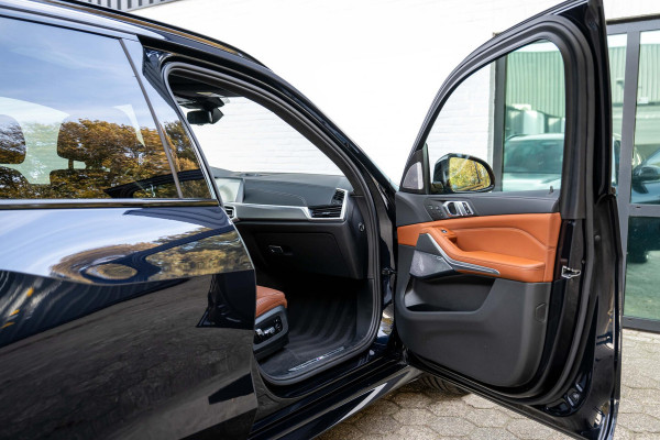 BMW X5 xDrive45e M-Sport 4-Wielsturing B&W CoPilot Sky