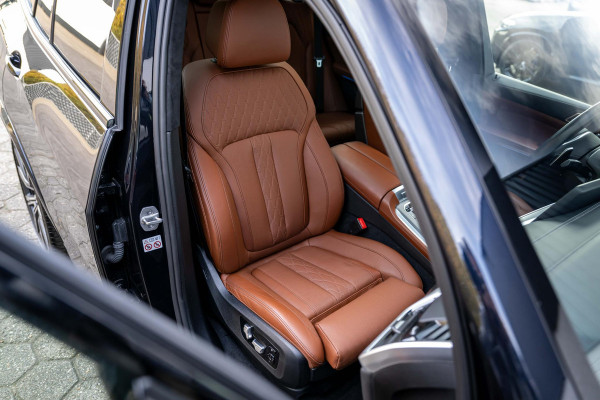 BMW X5 xDrive45e M-Sport 4-Wielsturing B&W CoPilot Sky