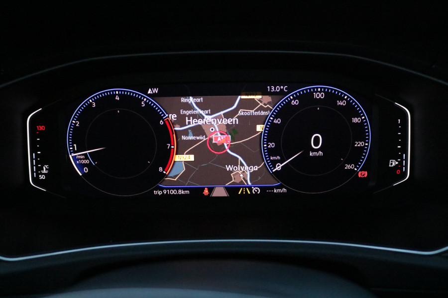 Volkswagen T-Roc 1.5 TSI Sport Xenon Keyless Virtual cockpit Camera Navi T-haak Bj:2018