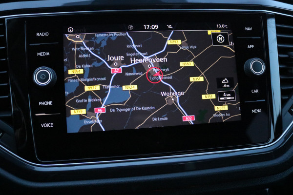 Volkswagen T-Roc 1.5 TSI Sport Xenon Keyless Virtual cockpit Camera Navi T-haak Bj:2018