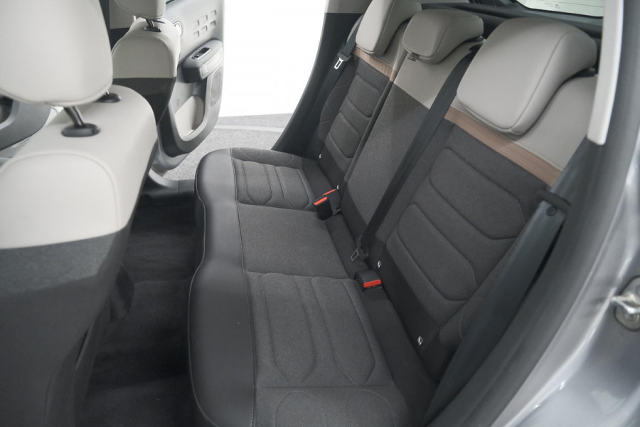Citroën C3 PureTech 83 Max | Camera | Stoelverwarming | Navigatie | Parkeersensoren