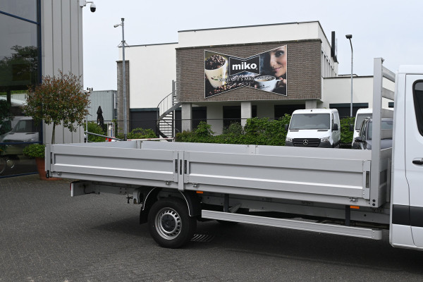 Mercedes-Benz Sprinter 317 CDI L3 RWD Pro Open laadbak, Smartphone integratie pakket, LED Vraag naar de mogelijkheden opbouw!