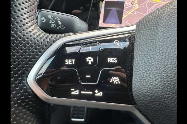 Volkswagen GOLF Variant 1.5 TSI R-Line Sfeerver/Virtual/18 inch