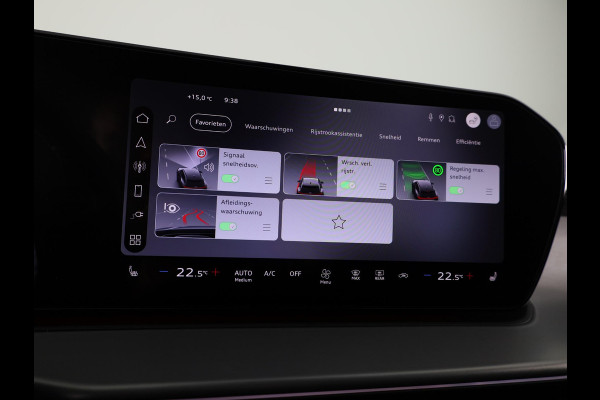 Audi Q3 Advanced edition e-hybrid 200 kW / 272 PK | Techniekpakket plus | Ambiente lichtpakket plus | Privacy glas | Sportstoelen |