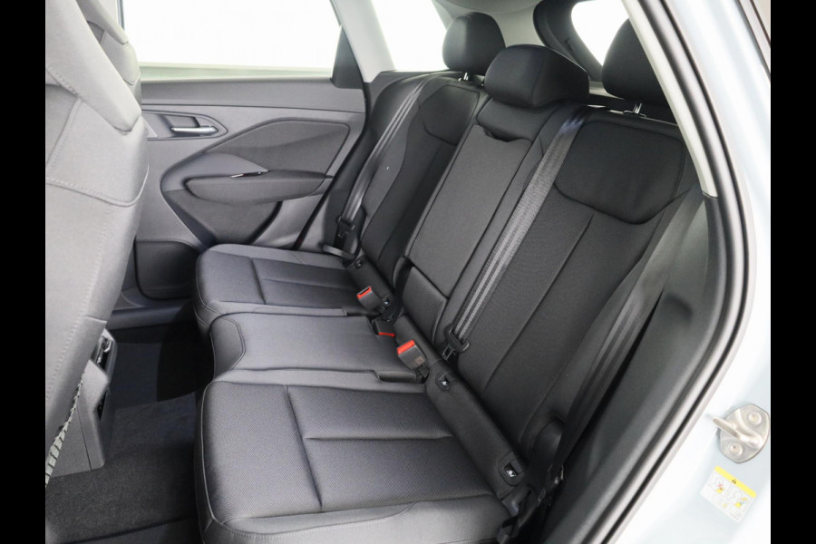 Audi Q3 Advanced edition e-hybrid 200 kW / 272 PK | Techniekpakket plus | Ambiente lichtpakket plus | Privacy glas | Sportstoelen |