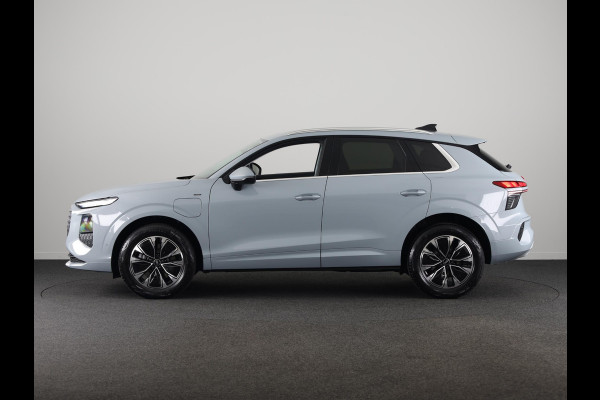 Audi Q3 Advanced edition e-hybrid 200 kW / 272 PK | Techniekpakket plus | Ambiente lichtpakket plus | Privacy glas | Sportstoelen |