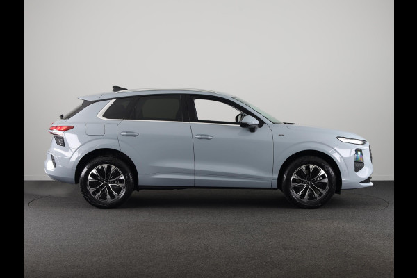 Audi Q3 Advanced edition e-hybrid 200 kW / 272 PK | Techniekpakket plus | Ambiente lichtpakket plus | Privacy glas | Sportstoelen |